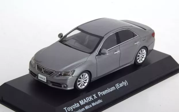 Kyosho Toyota Mark Premium early 2000 1:43 03637S3