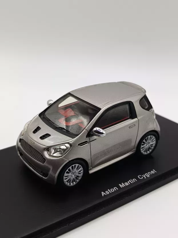Spark Aston Martin Cygnet 2-door 2010 1:43 S2162
