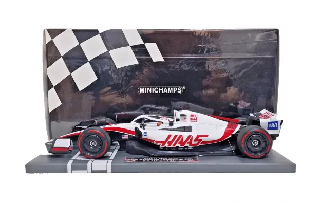 Minichamps Haas F1 Vf-22 Team Haas N 20 5th Bahrain Gp 2022 Kevin Magnussen 1:18 117220120