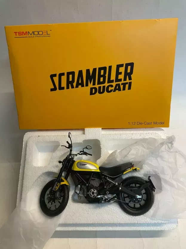 Truescale Ducati Scrambler 2015 1:12 TSMMC0003