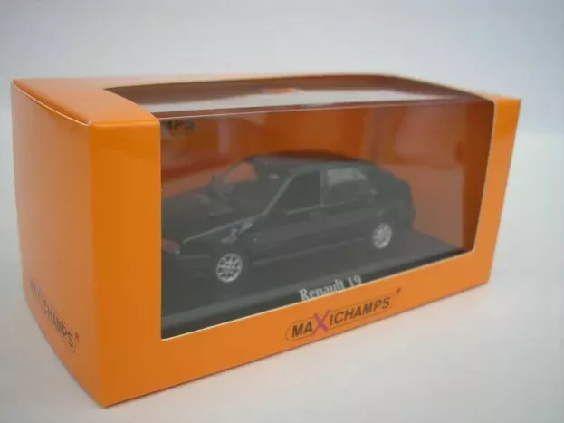 Minichamps Renault R19 1995 1:43 940113701