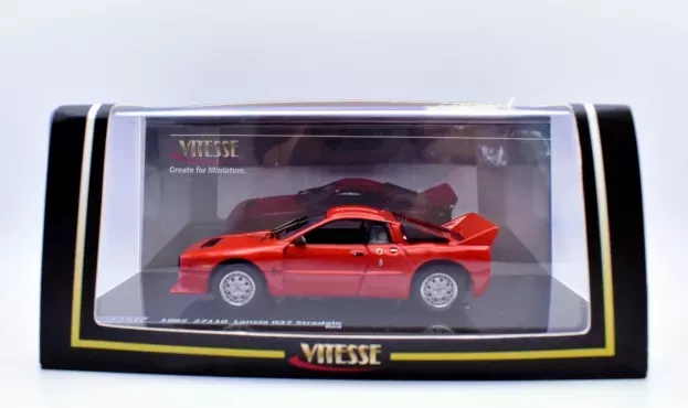 Vitesse Lancia 037 Street Version 1982 1:43 27110