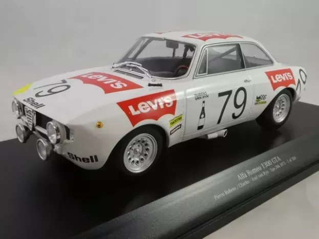 Minichamps Alfa Romeo Giulia Gt 1300 Gta Junior Levi's Shell N 79 24h Spa 1971 P.rubens C.a.van Ryn 1:18 155711279