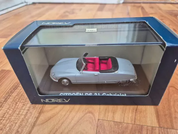 Norev Citroen Ds 21 Cabriolet 1972 Hard Top 1:43 157039