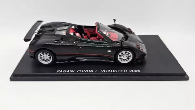 Spark Pagani Zonda F Roadster 2006 1:43 S0200