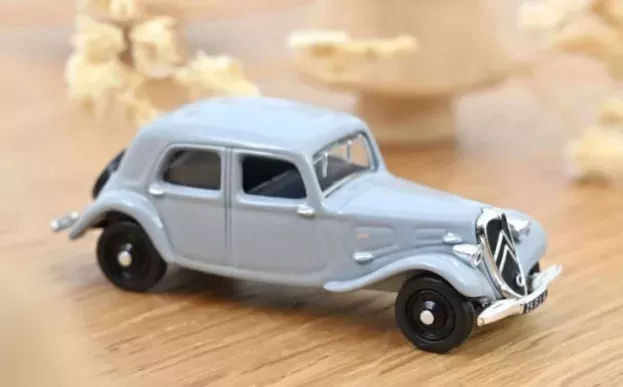 Norev Citroen Traction Avant 11a 1937 1:87 153027
