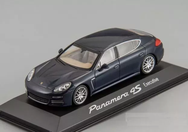 Minichamps Porsche Panamera 4s 2013 1:43 WAP0204500E