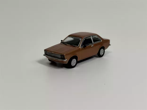 Minichamps Opel Kadett C Saloon 1973 1:87 870040101