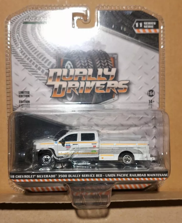 Greenlight Chevrolet Silverado 3500 Double Cabine Union Pacific Railroad 2018 1:64 46110C
