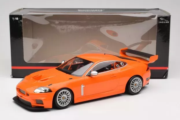 Minichamps Jaguar Xkr Gt3 2008 1:18 150081391