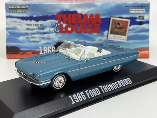 Greenlight Ford Thunderbird Cabriolet Open 1966 Thelma & Louise 1:43 86617