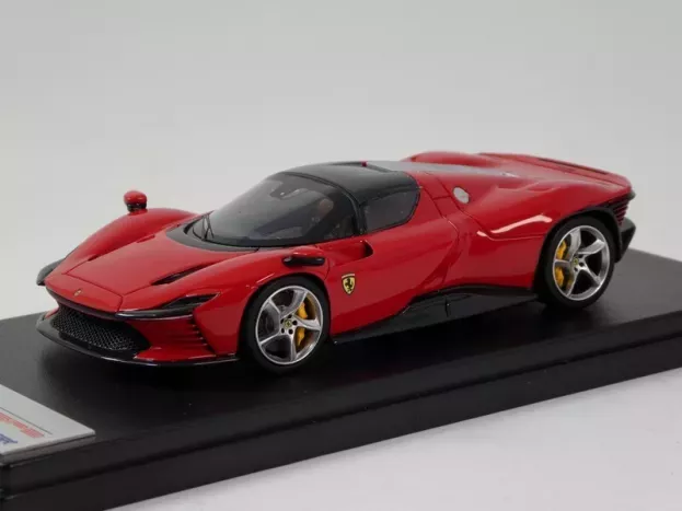 Looksmart Ferrari 12 Cilindri V12 830cv 2024 1:43 LS553A