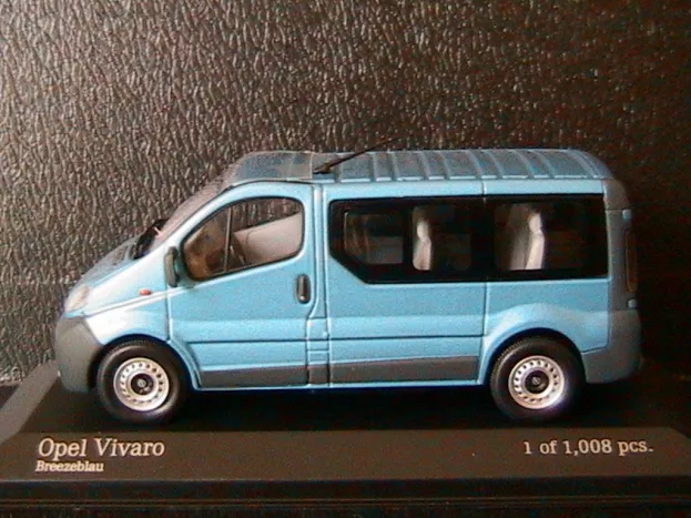 Minichamps Opel Vivaro Break Van 1999 1:43 430040511
