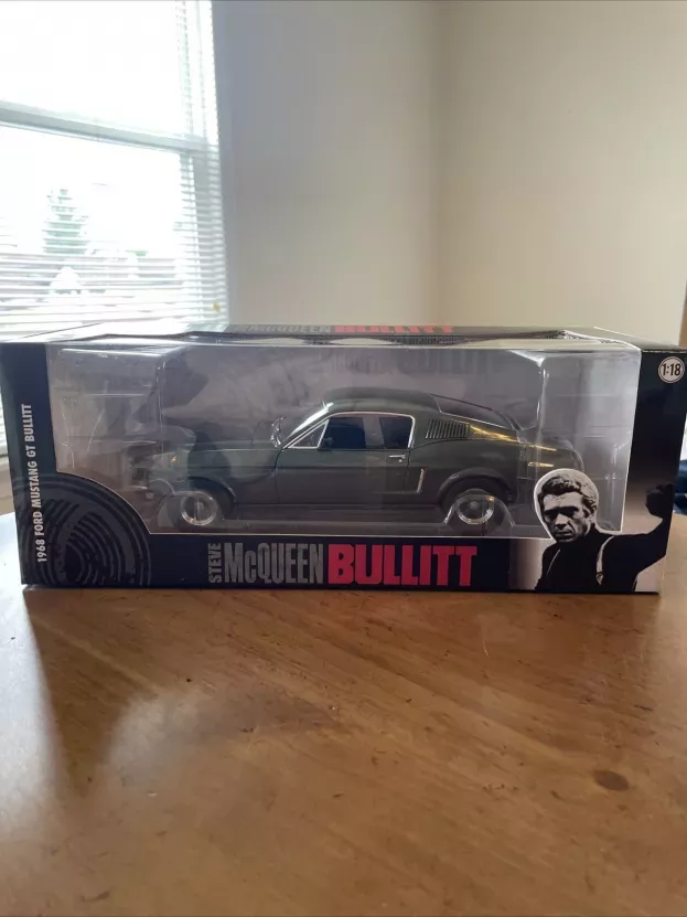 Greenlight Ford Mustang Gt390 Bullitt Steve Mcqueen 1968 1:18 12822