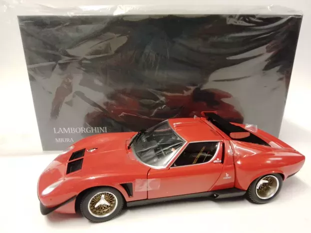Kyosho Lamborghini Miura Svr 1970 1:18 08319R