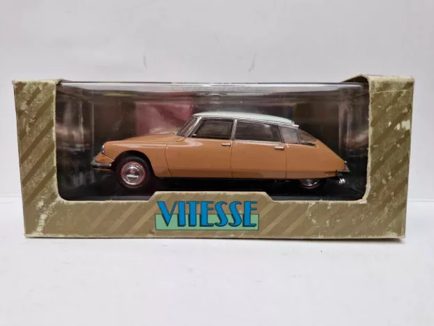 Vitesse Citroen Ds 19 1960-61 Sedan 1:43 L028