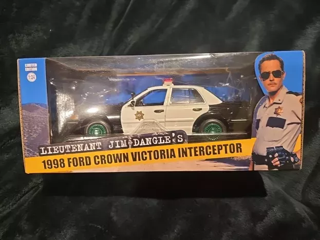 Greenlight Ford Crown Victoria Police Interceptor 1998 Reno 911 1:24 84162
