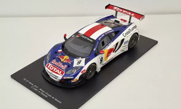Spark Mclaren Mp4-12c Red Bull Team Loeb Racing N 9 Winner Navarra Fia Gt 2013 S.loeb A.parente 1:18 18SF002