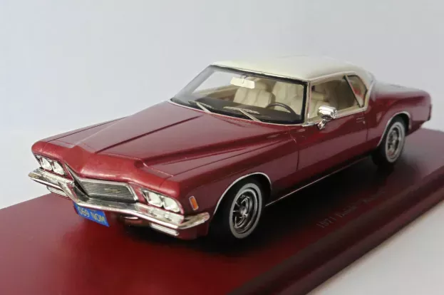 Truescale Buick Riviera 2-door 1971 1:43 TSM114332