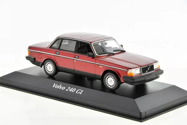 Minichamps Volvo 240gl 1986 1:43 940171401
