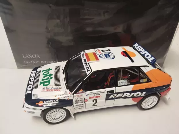 Kyosho Lancia Delta Hf Integrale Evoluzione Repsol N 2 4th Rally Tour De Corse 1993 C.sainz L.moya 1:18 08348J