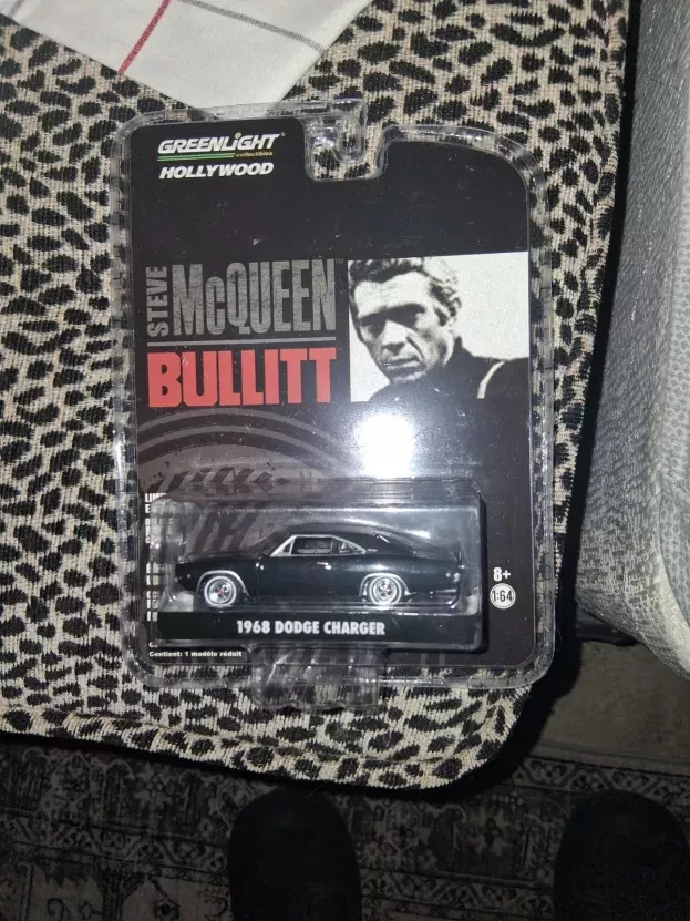 Greenlight Dodge Charger R t Bullitt Steve Mcqueen 1968 1:64 44741