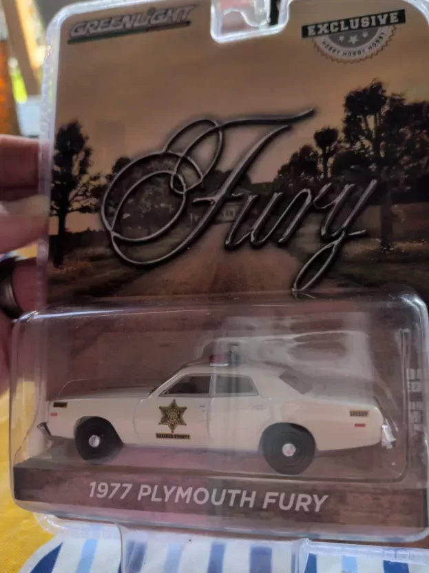 Greenlight Plymouth Fury Hazzard Police Rosco Patrol Car 1977 1:64 30110