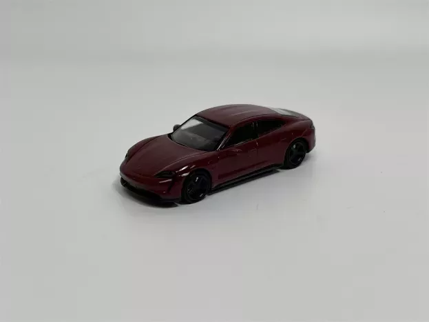 Minichamps Porsche Taycan Turbo S 2019 1:87 870068404