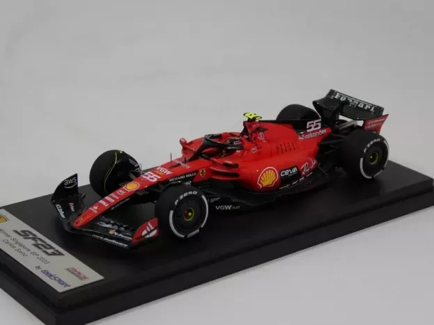 Looksmart Ferrari F1 Sf-23 Team Scuderia Ferrari N 55 Winner Singapore Gp 2023 Carlos Sainz 1:43 LSF1054