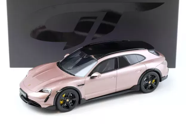 GT Spirit Porsche Taycan Turbo S Cross Turismo 2022 1:18 GT440