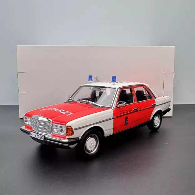 Norev Mercedes E-class 200e w123 Notarzt Ambulance 1984 1:18 183834