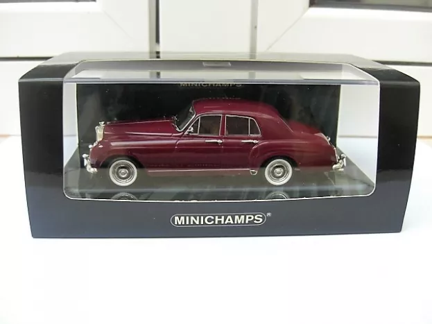 Minichamps Bentley S1 Continental Flying Spur 1955 1:43 436139550