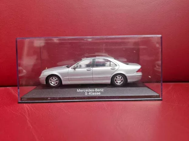 Minichamps Mercedes S-class S600 w220 1998 1:43 940036201