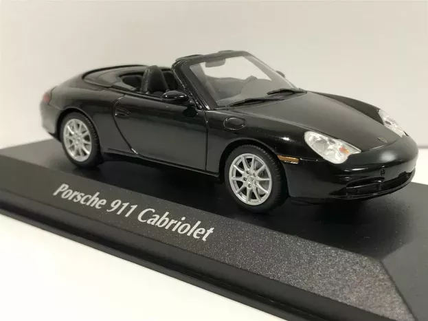 Minichamps Porsche 911 996 Cabriolet 2001 1:43 940061030