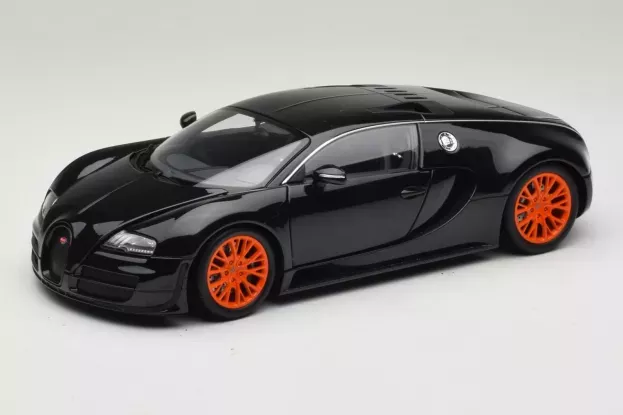 Minichamps Bugatti Veyron 16.4 Super Sport 2010 With Orange Rims World Record Car 1:18 100110842