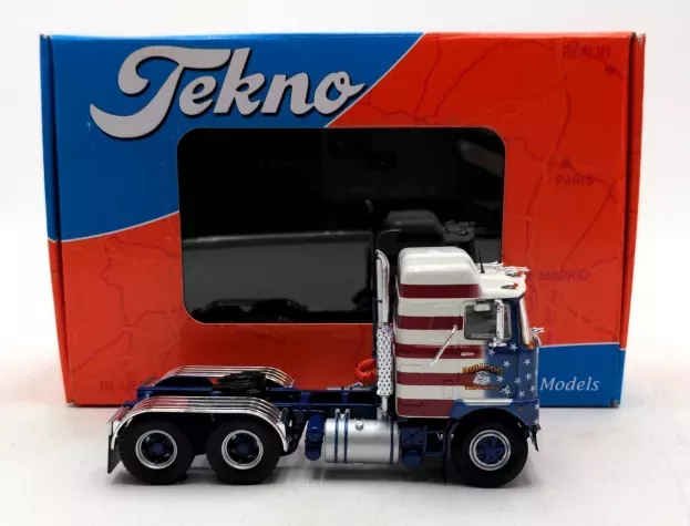 Tekno Mack Bulldog Trucking Mack F700 6x4 1:50 81825