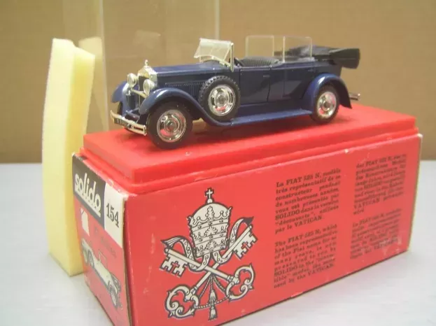 Solido Fiat 525n Papamobile 1929 Tv Series Missing Pope Figure 1:43 154