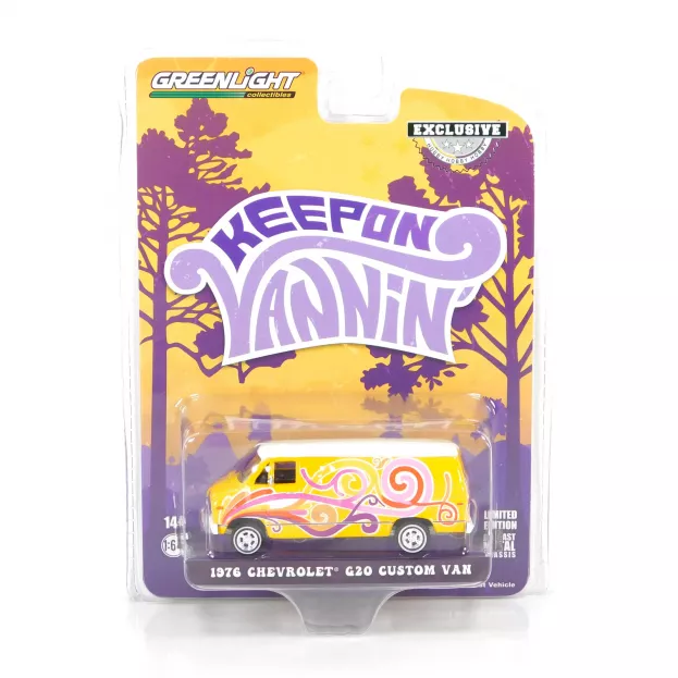 Greenlight Chevrolet G20 Van Custom Vannin 1976 1:64 30476