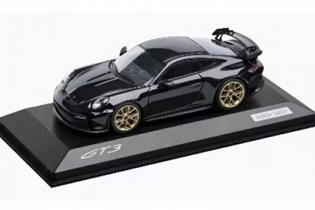 Minichamps Porsche 911 992 Gt3 Coupe 2021 1:43 WAP0201520M007