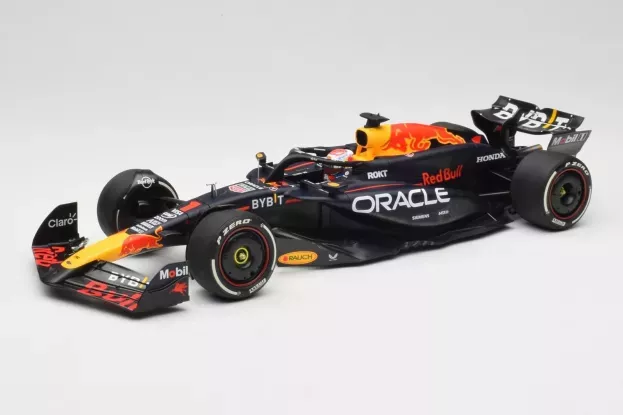 Minichamps Red Bull F1 Rb20 Team Oracle Red Bull Racing N 1 World Champion Winner Bahrain Gp 2024 Max Verstappen 1:18 110240101