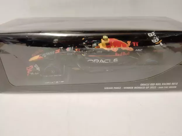 Minichamps Red Bull F1 Rb18 Team Oracle Red Bull Racing N 11 Winner Monaco Gp With Rain Tires 2022 Sergio Perez 1:18 110222711