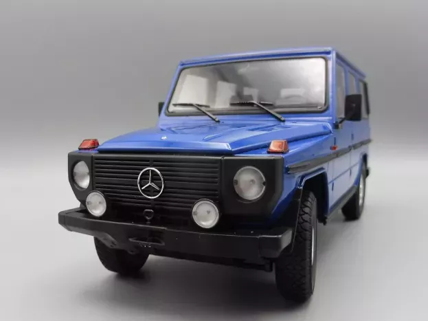 Minichamps Mercedes G-class Long w460 1980 1:18 155038100