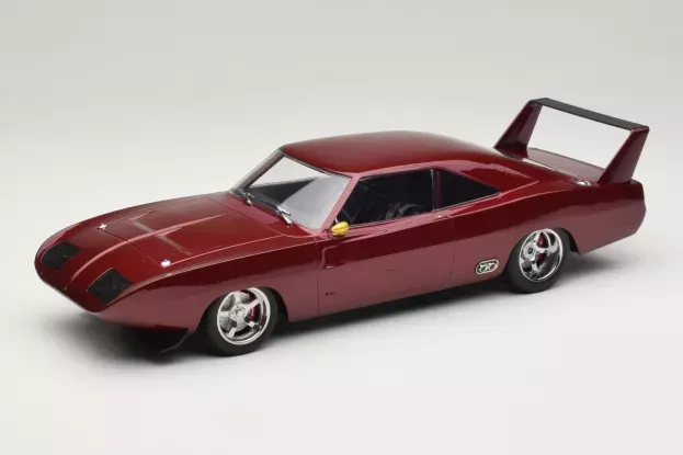 Greenlight Dodge Dom's Charger Daytona 1969 Fast & Furious Vi 2012 1:18 19003