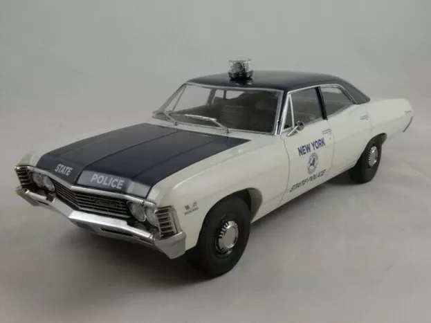 Greenlight Chevrolet Biscayne New York State Police 1967 1:18 19054