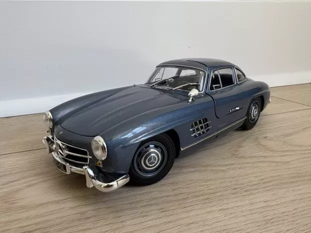 Minichamps Mercedes 300sl Coupe w198 1955 1:18 110037220