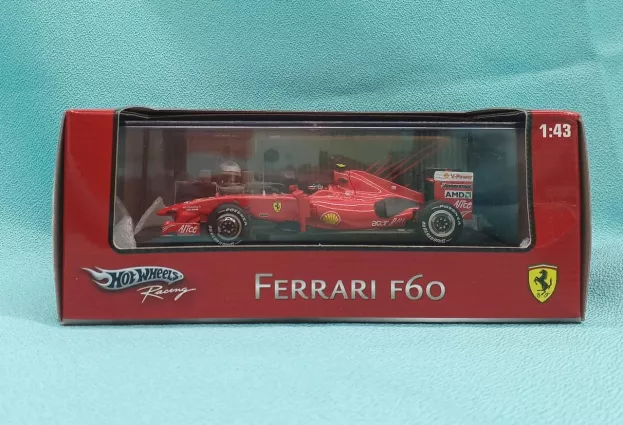 Hot Wheels Ferrari F1 F60 N 4 Season 2009 Kimi Raikkonen 1:43 P9963
