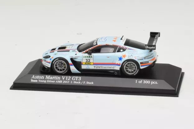 Minichamps Aston Martin Vantage V12 Gt3 N 32 Adac Gt Masters 2012 Stuck 1:43 437121332