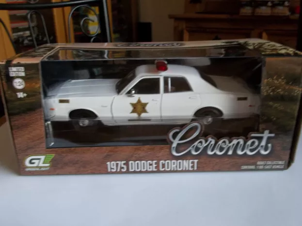 Greenlight Dodge Coronet 1975 Hazzard County Sheriff Police Patrol Car 1:24 84104