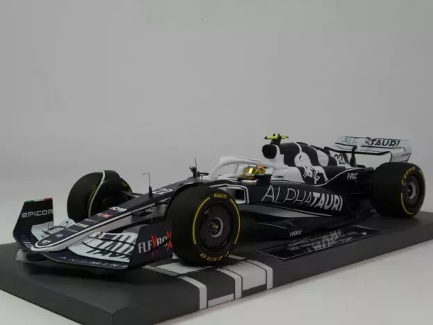 Minichamps Alpha Tauri F1 At03 Honda Team Alpha Tauri N 22 Bahrain Gp 2022 Yuki Tsunoda 1:18 117220122