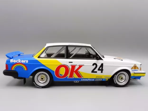 IXO Models Volvo 240 Turbo Team Beckers N 24 Nurburgring 1985 P.g.andersson 1:18 18RMC105A.22